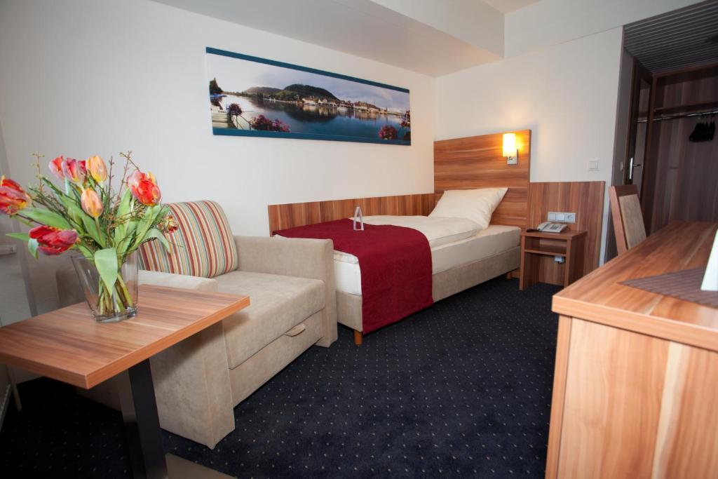 Hotel Knaus Am Hafen Uhldingen-Mühlhofen Szoba fotó