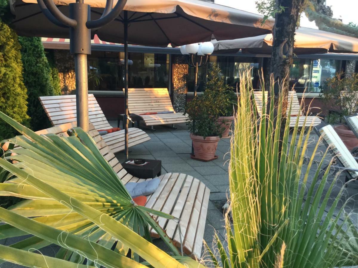 Hotel Knaus Am Hafen Uhldingen-Mühlhofen Kültér fotó