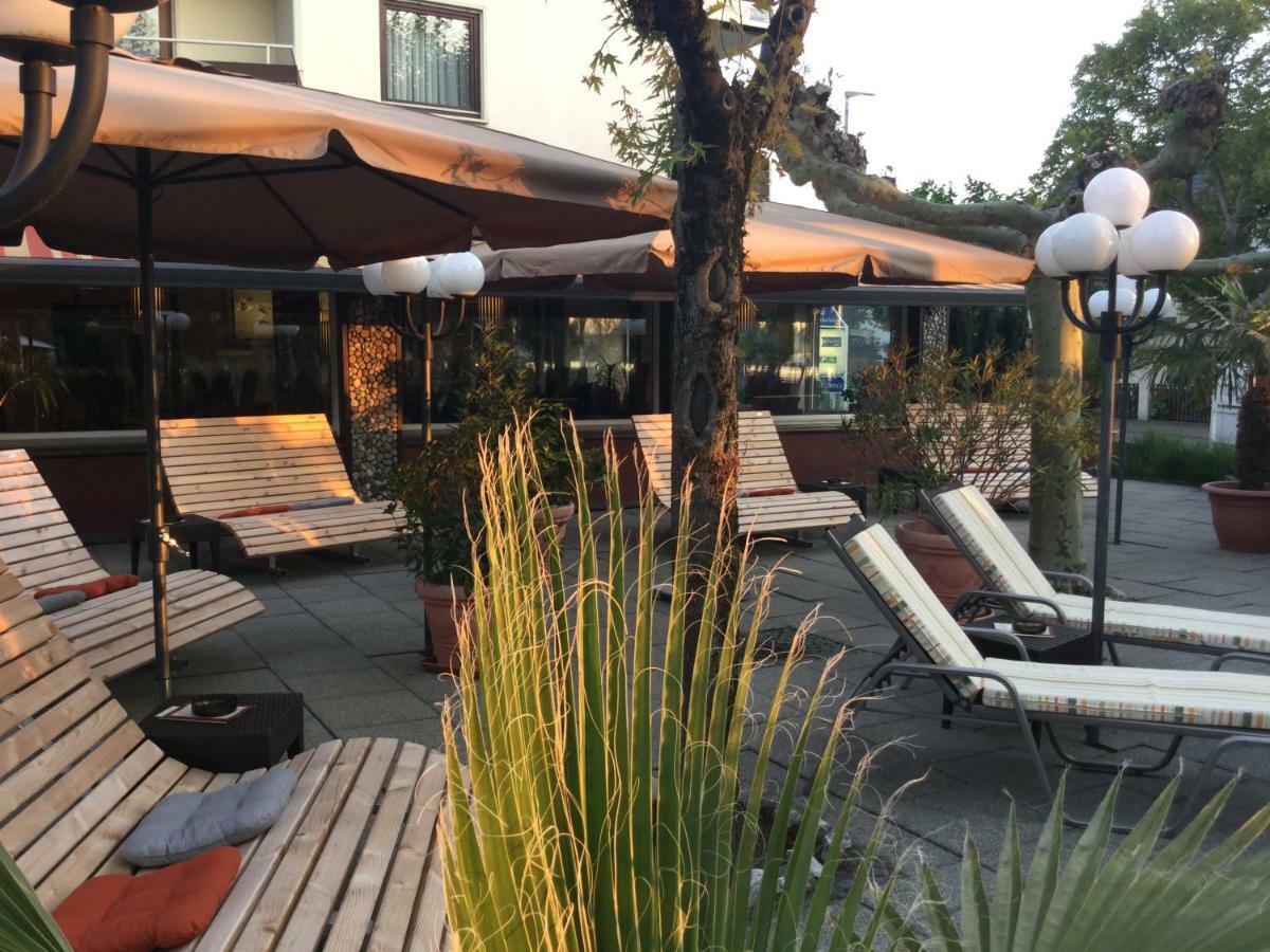 Hotel Knaus Am Hafen Uhldingen-Mühlhofen Kültér fotó